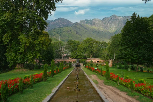 Best Time to Visit Kashmir – A Complete Guide