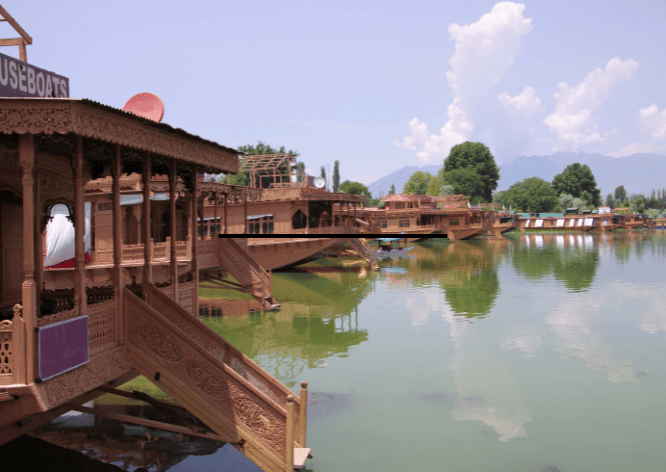 Magical Kashmir Tour 05 Days/ 04...